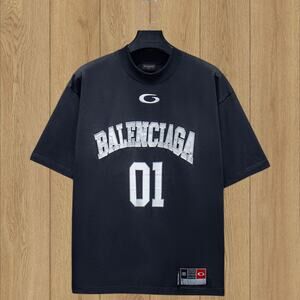Classic Balenciaga Short-sleeve Black